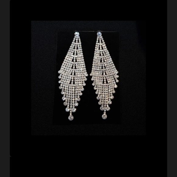 Zara Bling Chandelier Silver Clear Rhinestone Earrings, NWT in factory packaging - Picture 4 of 8